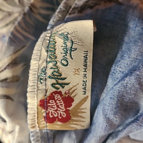 Hilo Hattie blue Hawaiian floral shorts - Picture 5 of 8